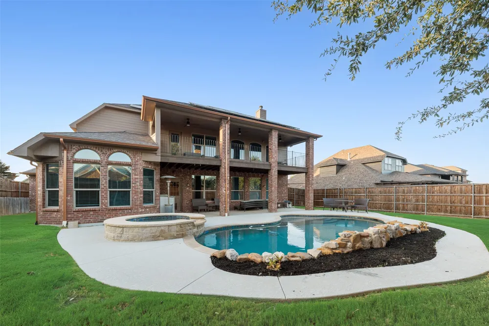 1114 Eastwick Drive Roanoke, TX 76262
