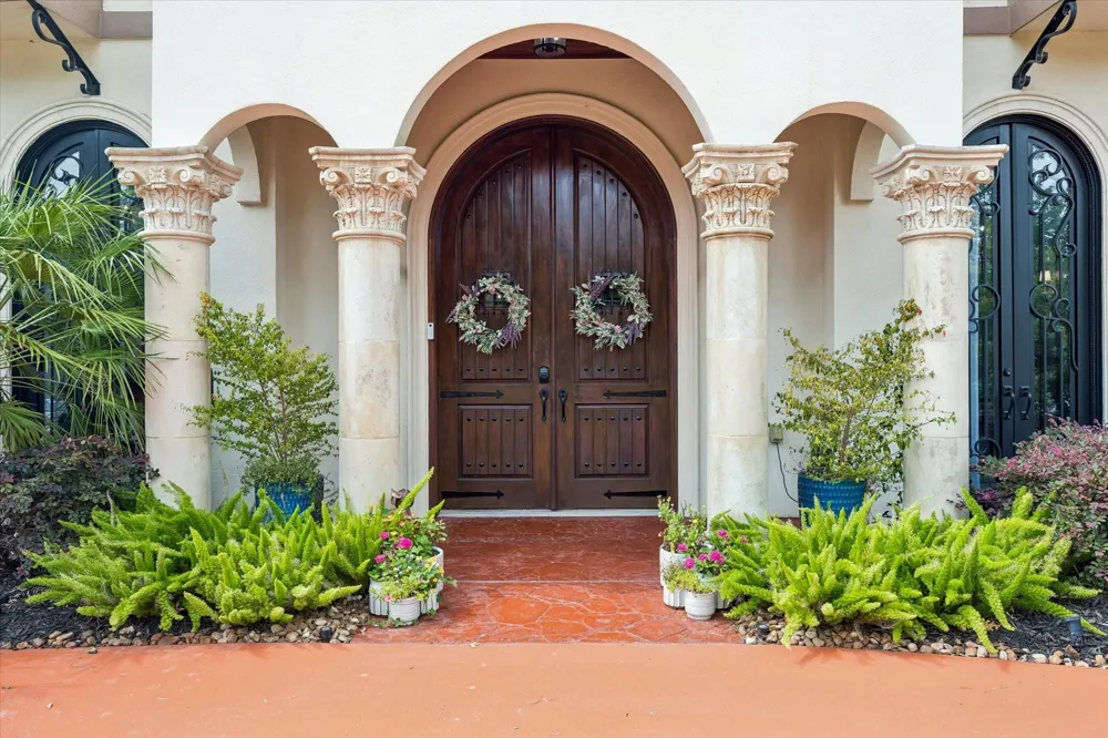 8448 Westview Drive Houston, TX 77055