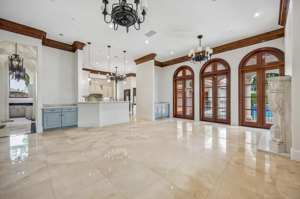 8448 Westview Drive Houston, TX 77055