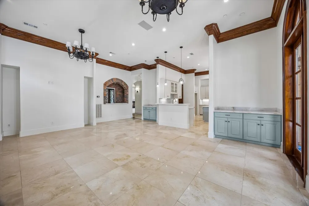 8448 Westview Drive Houston, TX 77055