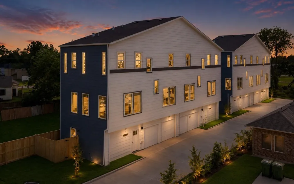 947 Green Meadow Street #D Houston, TX 77091