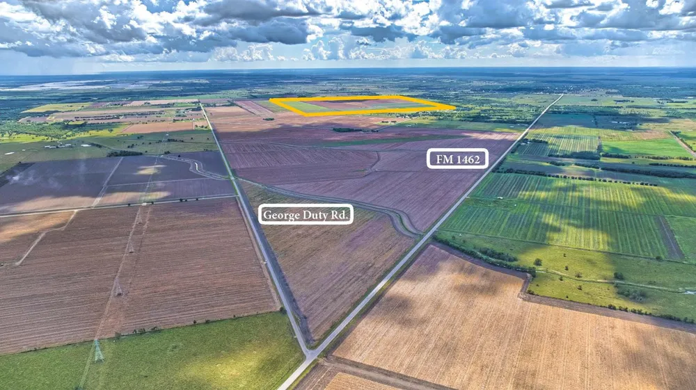 2015 County Road 15 Damon, TX 77430