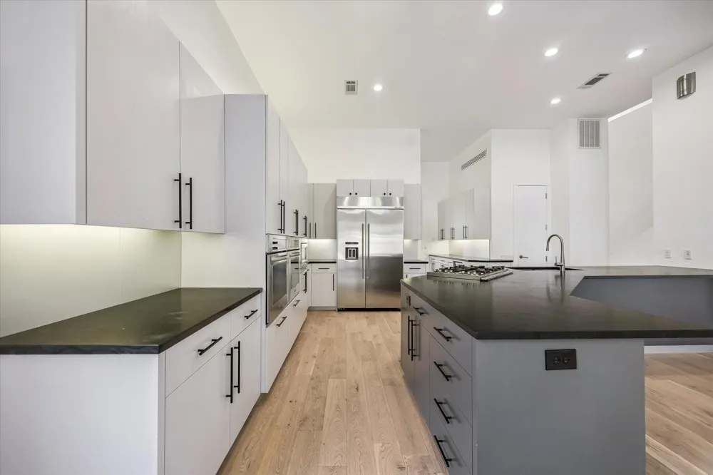 1601 Pine Chase Drive Houston, TX 77055