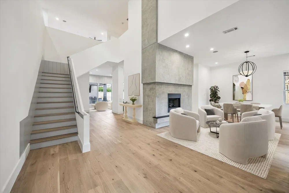 1601 Pine Chase Drive Houston, TX 77055