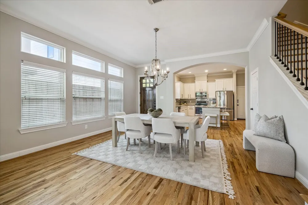 1013 E 27th Street Houston, TX 77009