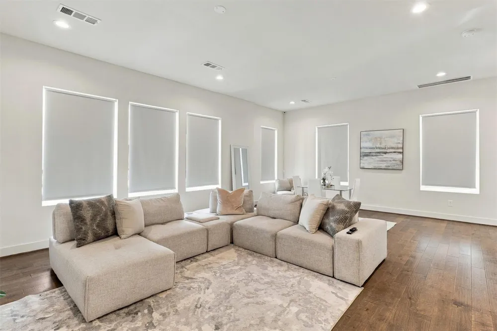 4816 Martin Oaks Lane Houston, TX 77018
