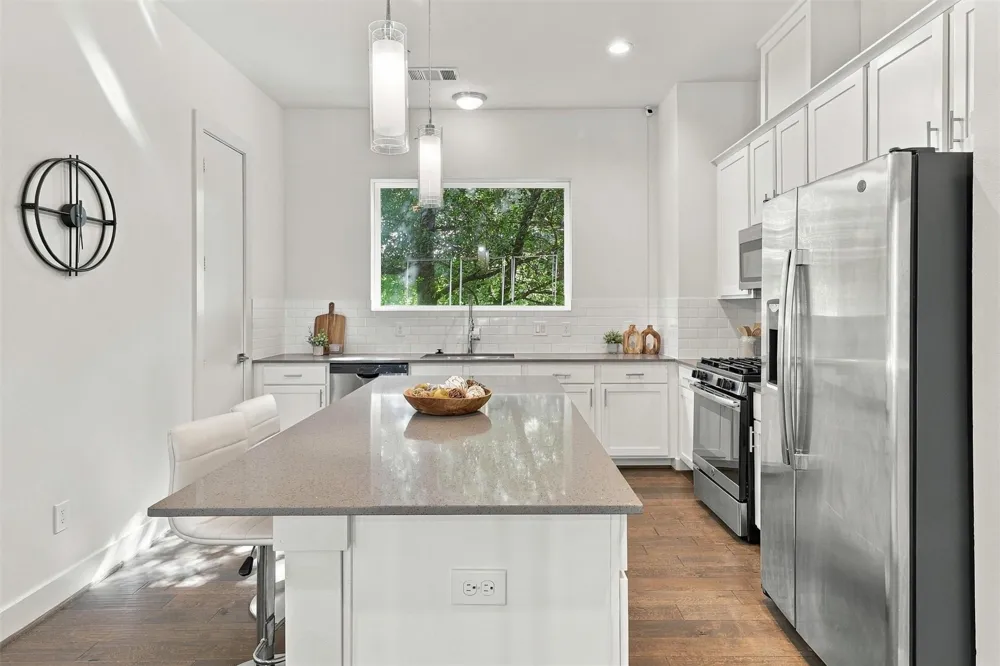 4816 Martin Oaks Lane Houston, TX 77018