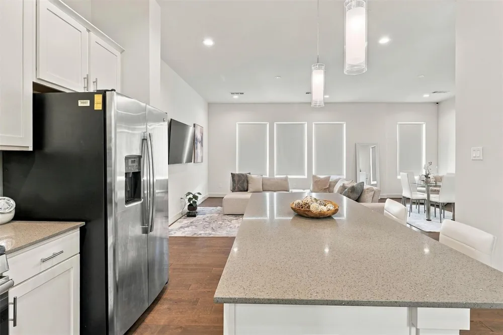 4816 Martin Oaks Lane Houston, TX 77018