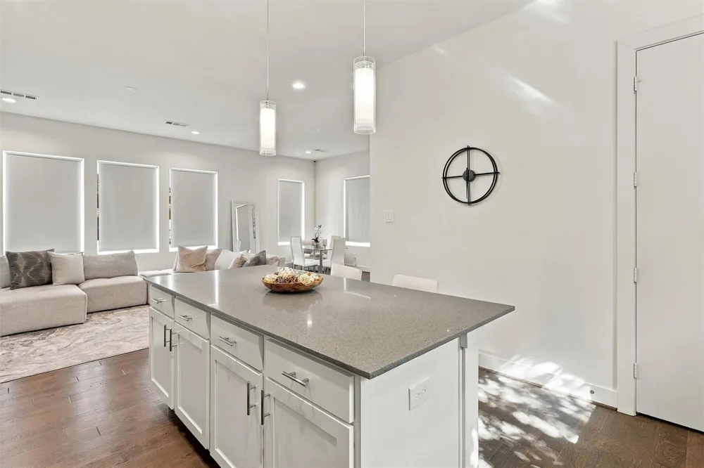 4816 Martin Oaks Lane Houston, TX 77018