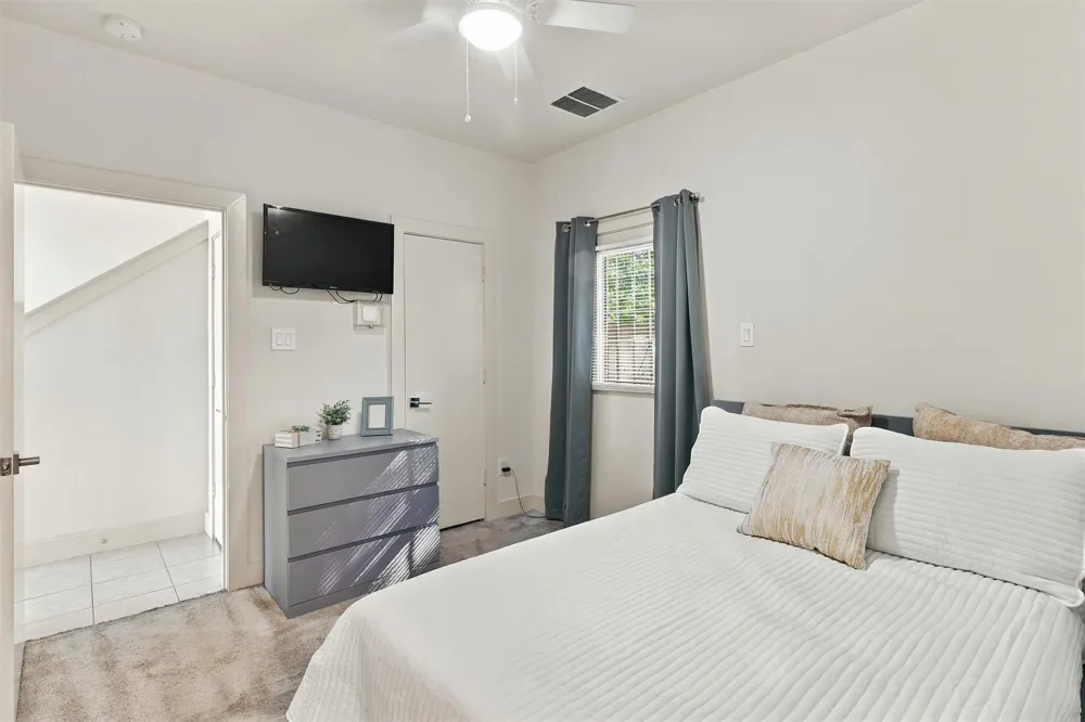 4816 Martin Oaks Lane Houston, TX 77018