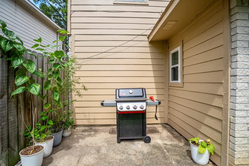 20235 Eden Pines Spring, TX 77379