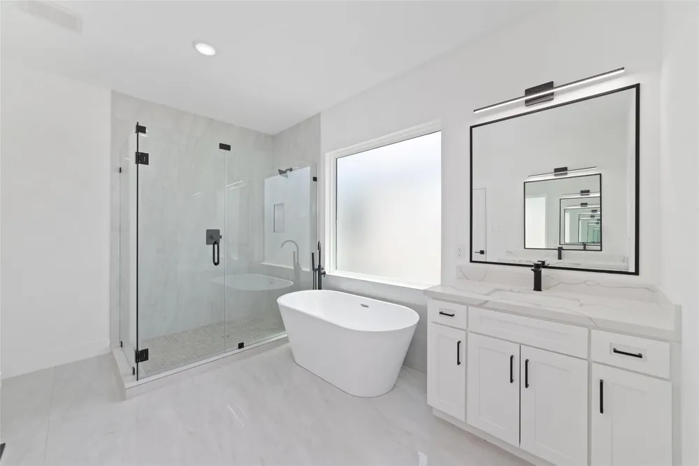 1811 N Spring Dr #7 Houston, TX 77373