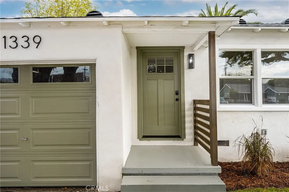 1339 W Magnolia Compton, CA 90220