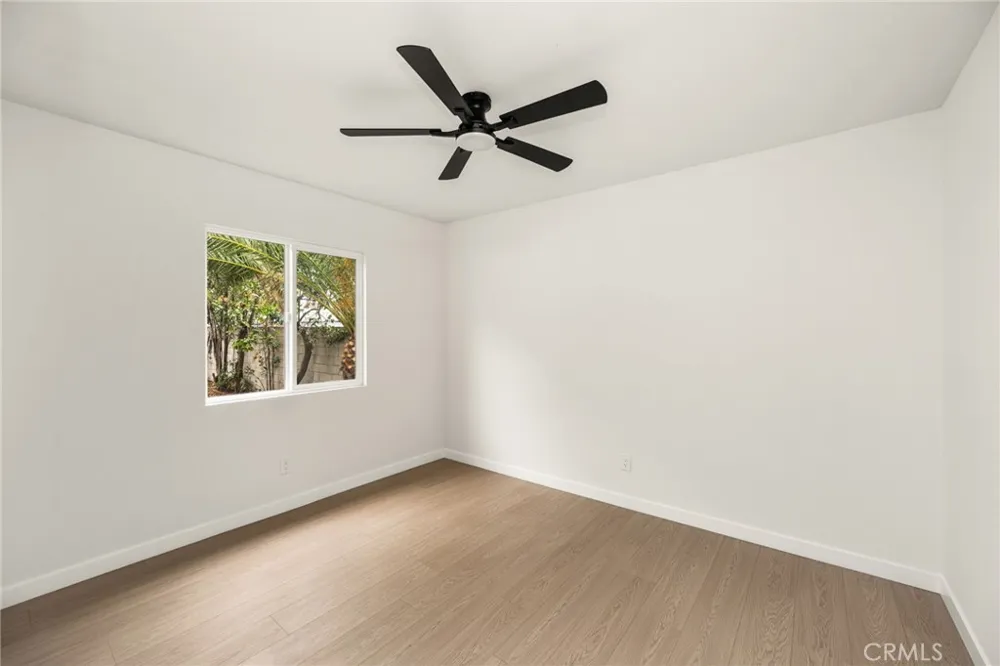 1339 W Magnolia Compton, CA 90220