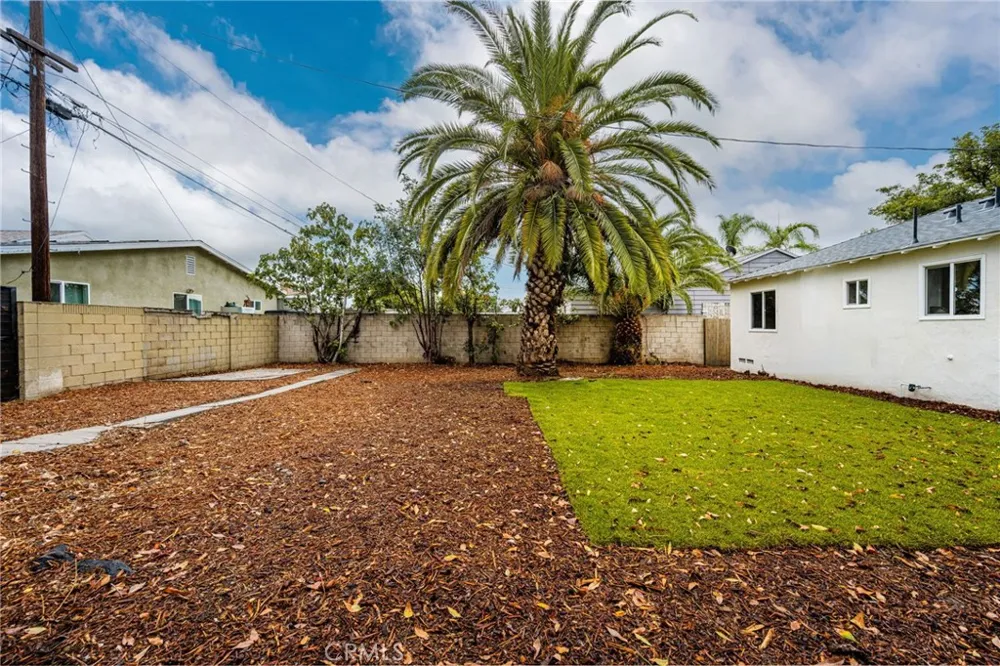1339 W Magnolia Compton, CA 90220