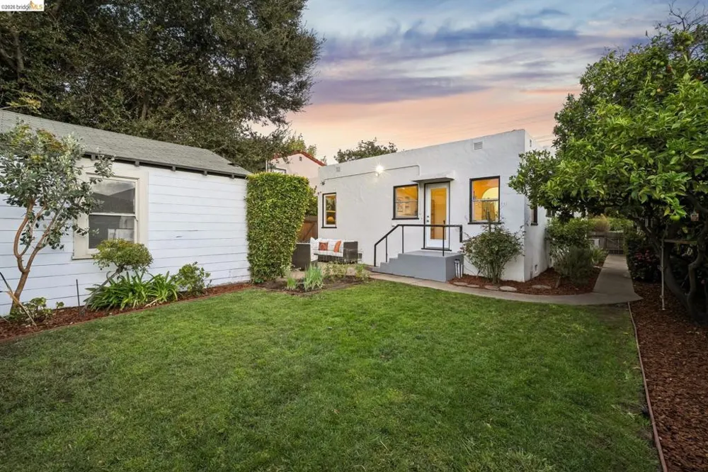 934 Estudillo Ave San Leandro, CA 94577