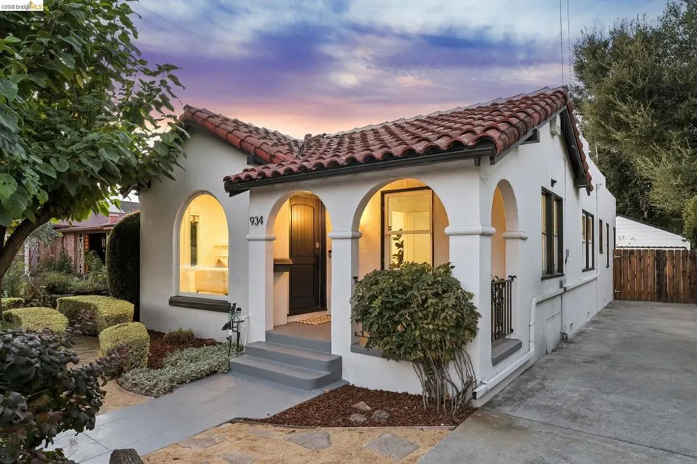 934 Estudillo Ave San Leandro, CA 94577