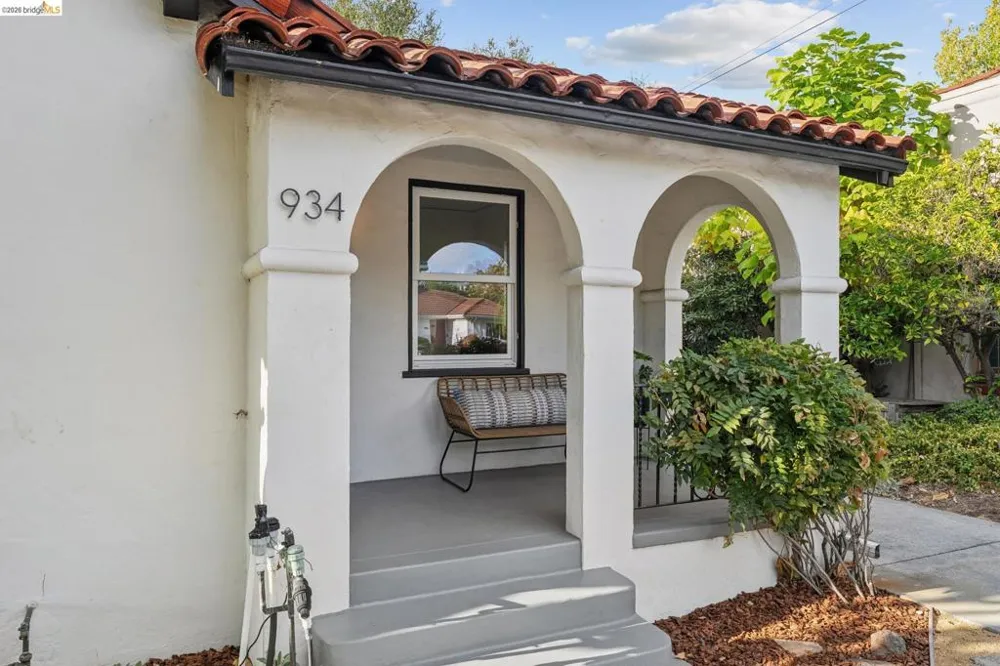 934 Estudillo Ave San Leandro, CA 94577