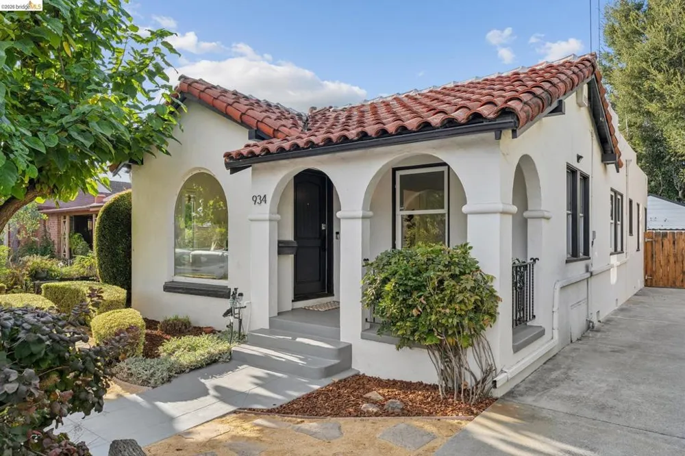 934 Estudillo Ave San Leandro, CA 94577