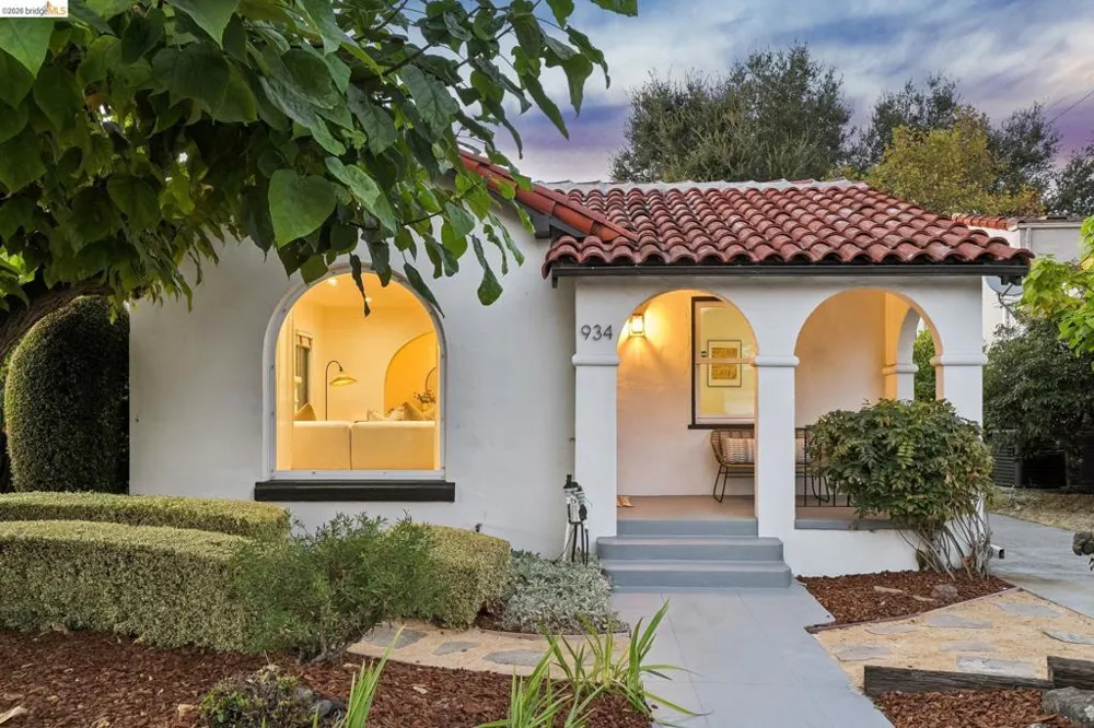 934 Estudillo Ave San Leandro, CA 94577