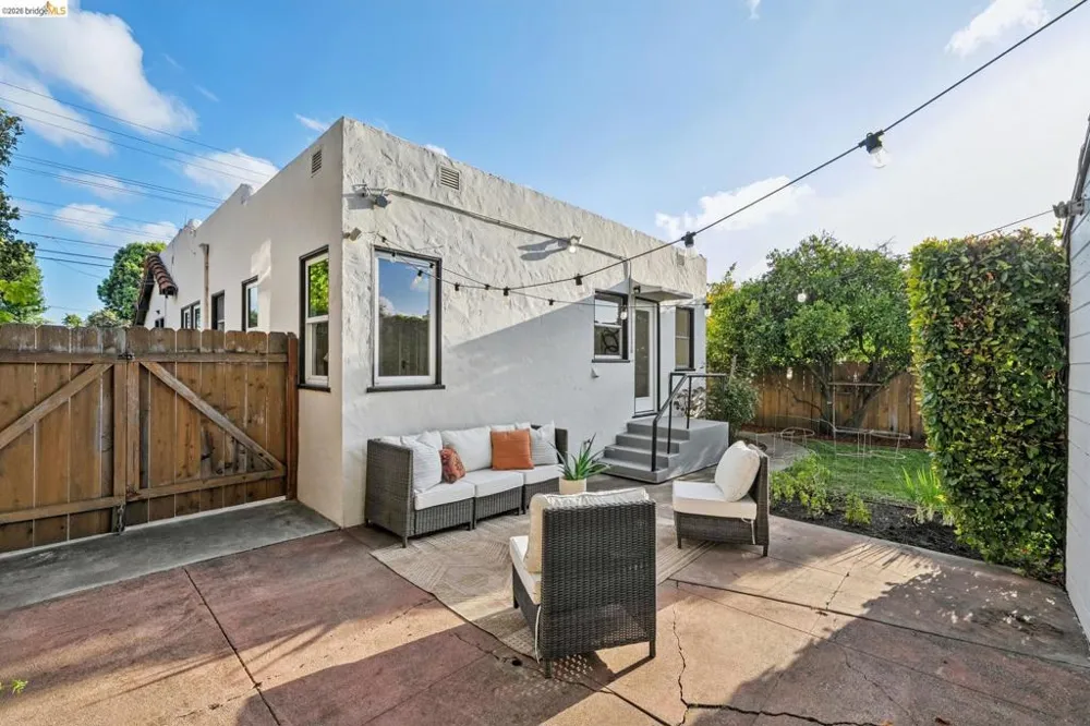 934 Estudillo Ave San Leandro, CA 94577