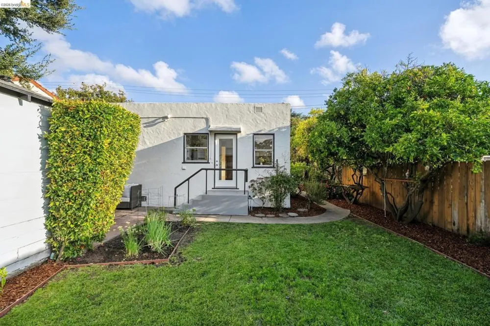 934 Estudillo Ave San Leandro, CA 94577