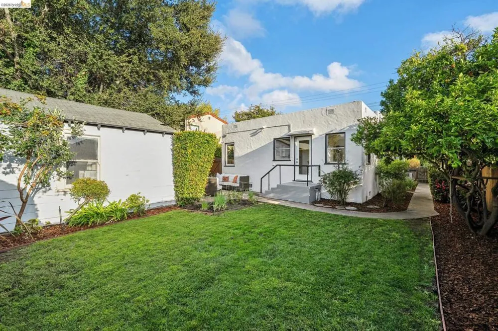 934 Estudillo Ave San Leandro, CA 94577