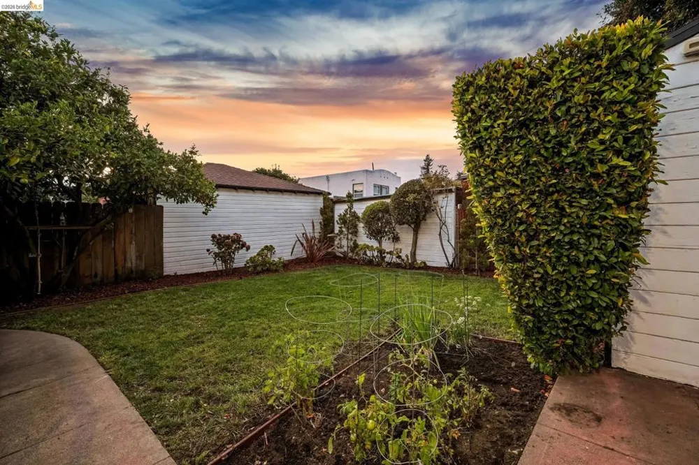 934 Estudillo Ave San Leandro, CA 94577