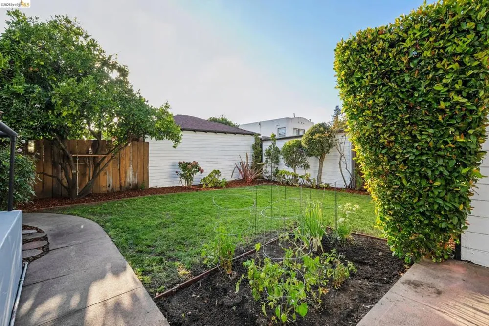 934 Estudillo Ave San Leandro, CA 94577