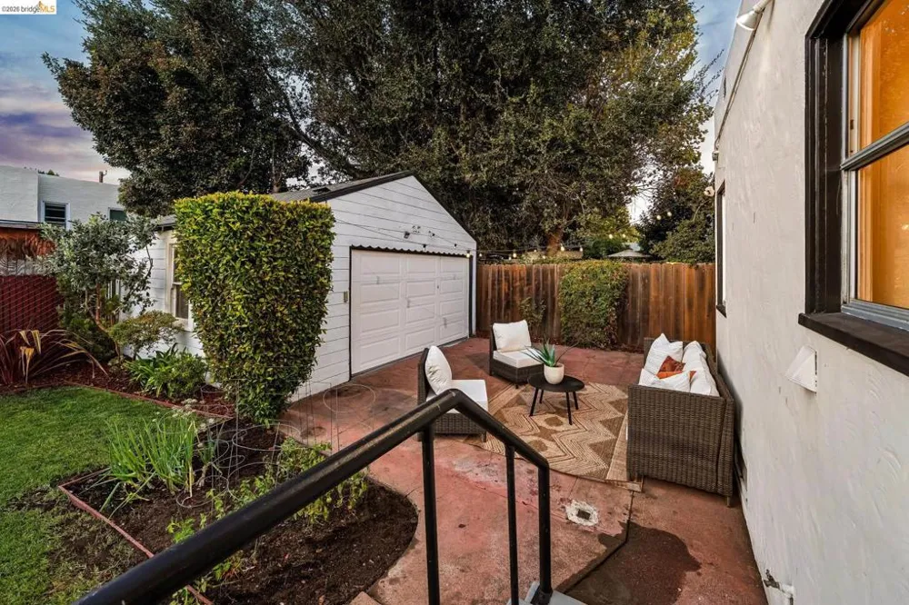 934 Estudillo Ave San Leandro, CA 94577