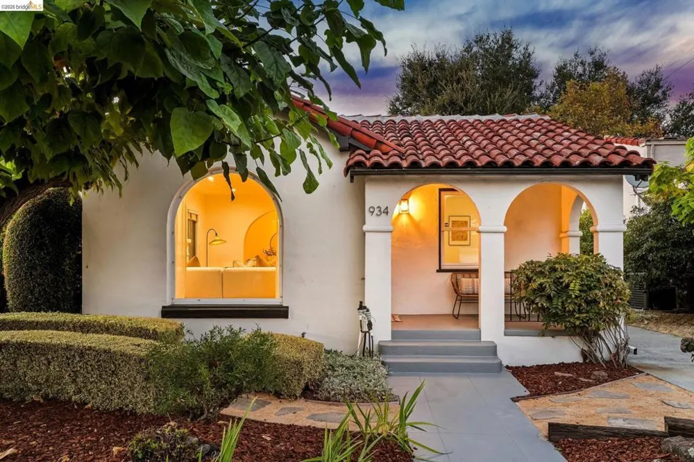 934 Estudillo Ave San Leandro, CA 94577