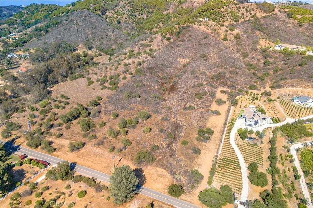 Via Vaquero Road Temecula, CA 92590