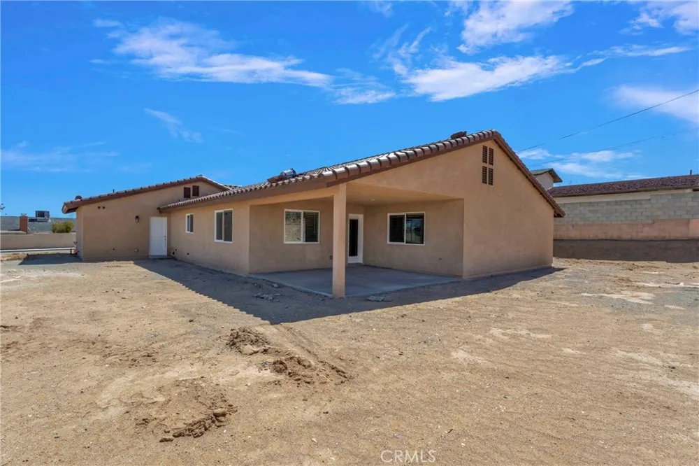 1220 Savanna Drive Barstow, CA 92311