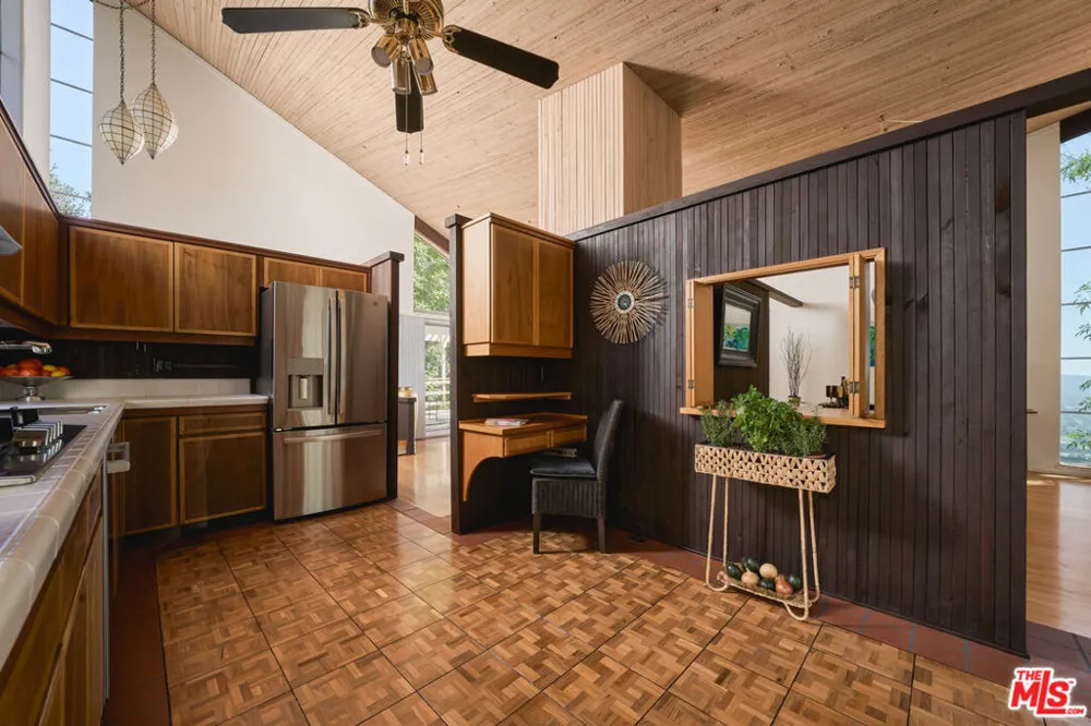 395 Loma Media Road Santa Barbara, CA 93103