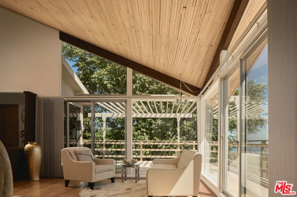 395 Loma Media Road Santa Barbara, CA 93103