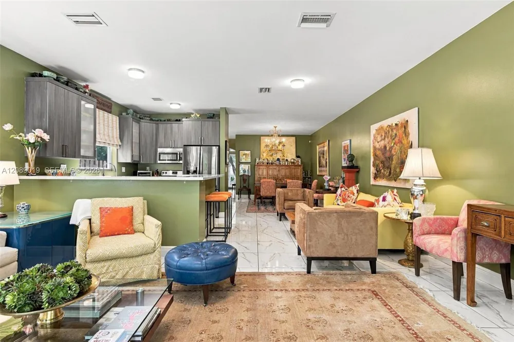 3139 Hibiscus St #3139 Miami, FL 33133