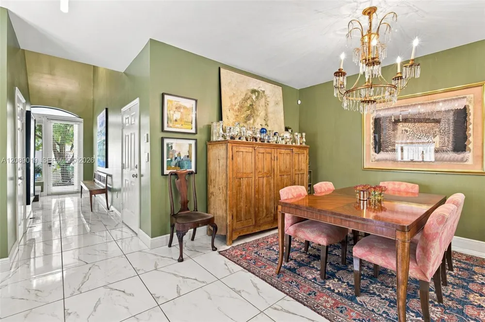 3139 Hibiscus St #3139 Miami, FL 33133
