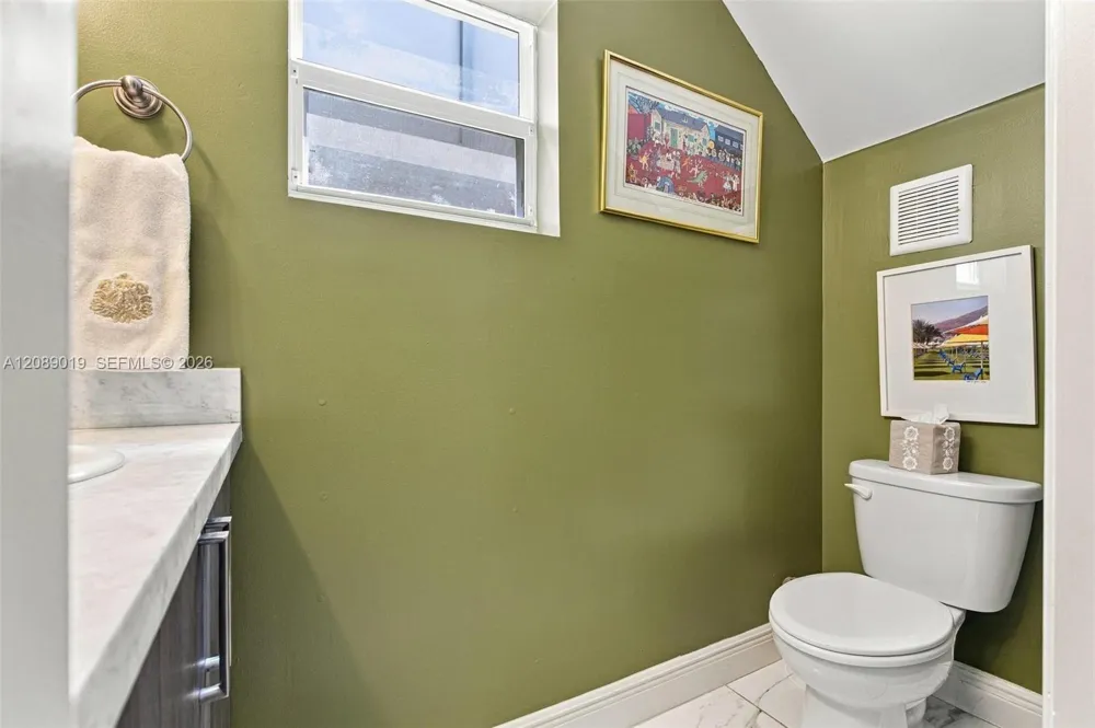 3139 Hibiscus St #3139 Miami, FL 33133