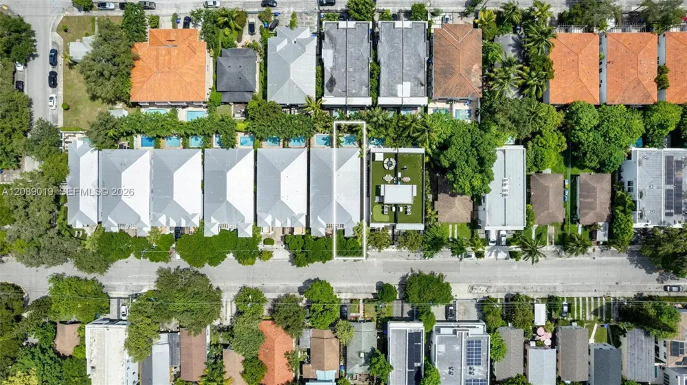 3139 Hibiscus St #3139 Miami, FL 33133