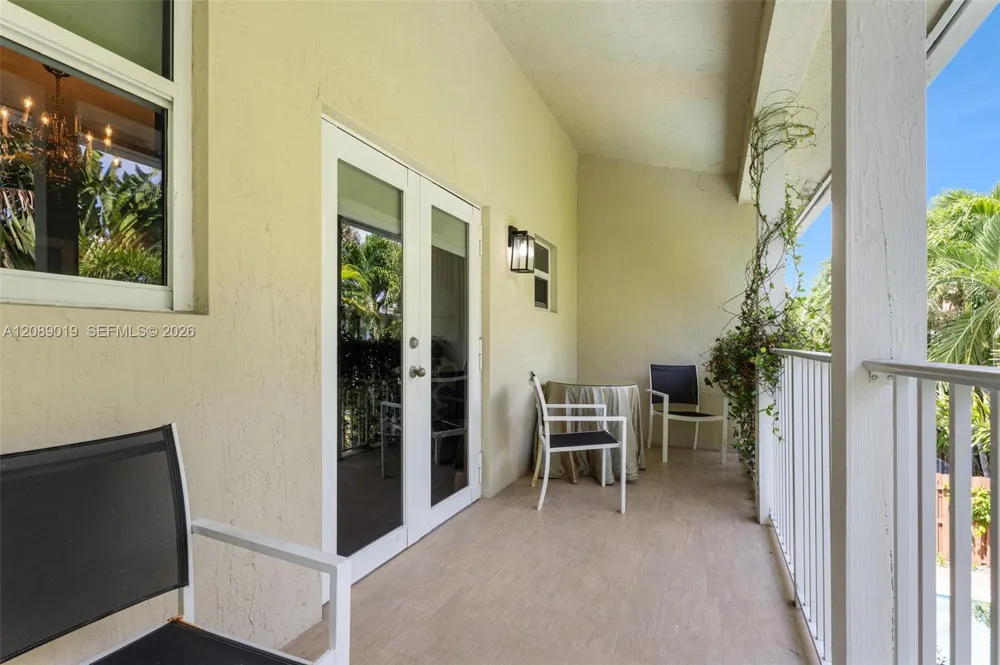 3139 Hibiscus St #3139 Miami, FL 33133