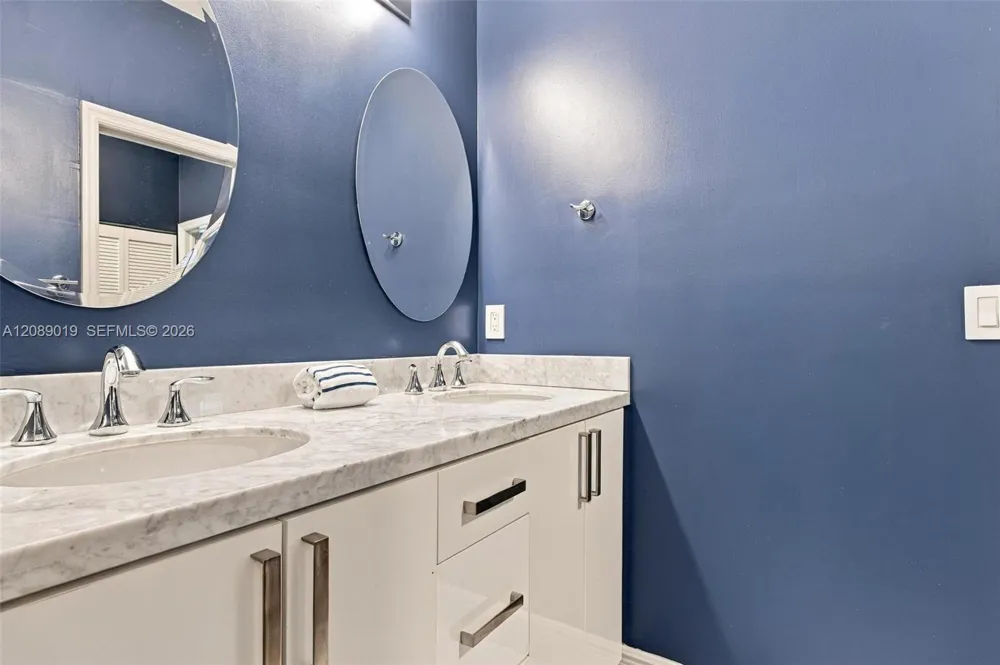 3139 Hibiscus St #3139 Miami, FL 33133