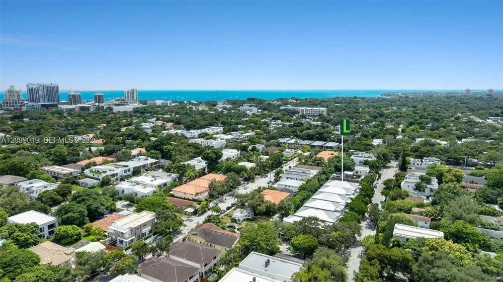 3139 Hibiscus St #3139 Miami, FL 33133