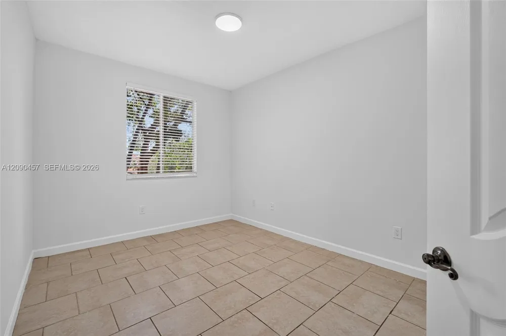 11233 SW 231st Ln Miami, FL 33170