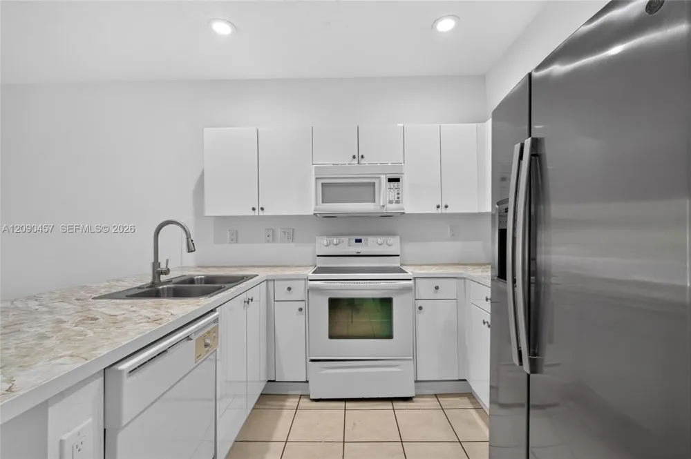 11233 SW 231st Ln Miami, FL 33170