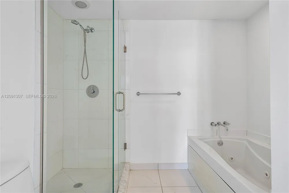 55 SE 6th St #3605 Miami, FL 33131