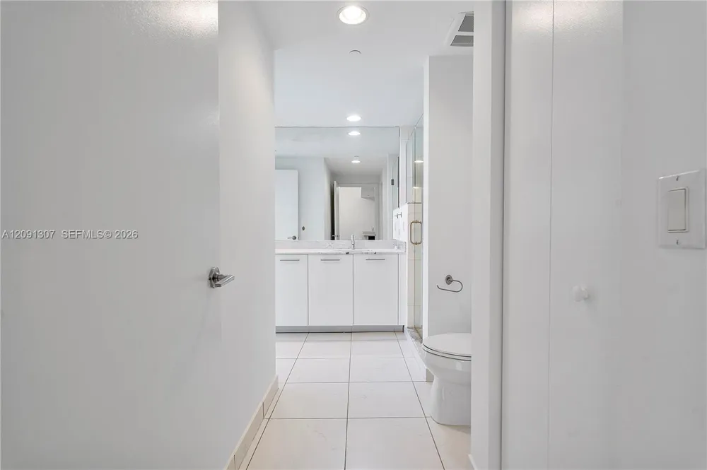 55 SE 6th St #3605 Miami, FL 33131