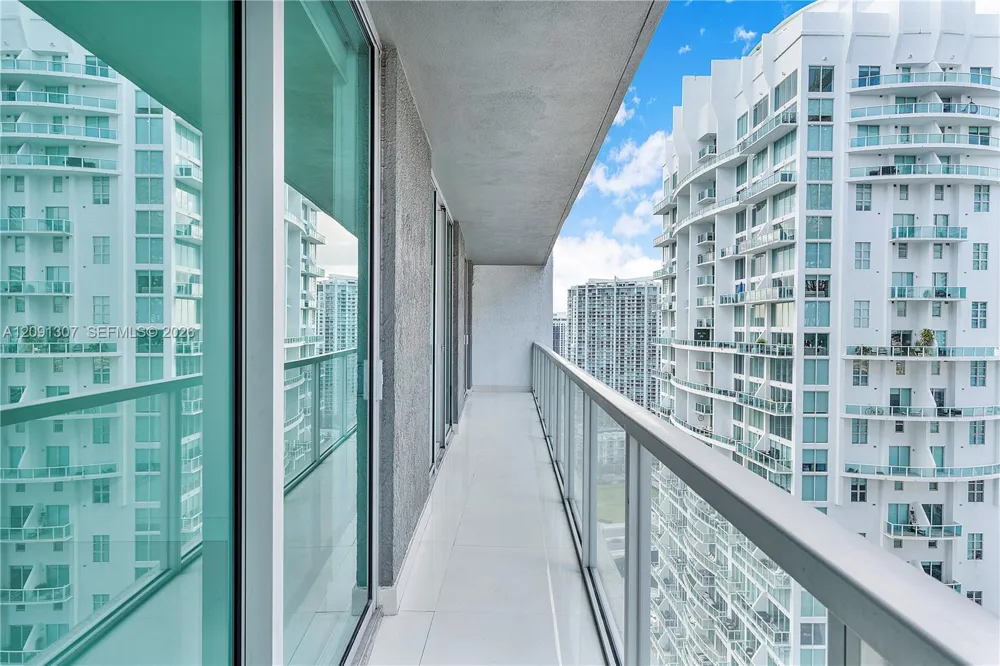 55 SE 6th St #3605 Miami, FL 33131