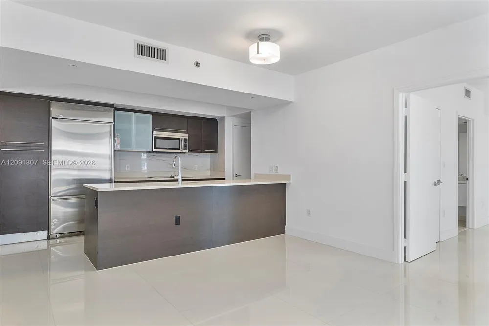 55 SE 6th St #3605 Miami, FL 33131