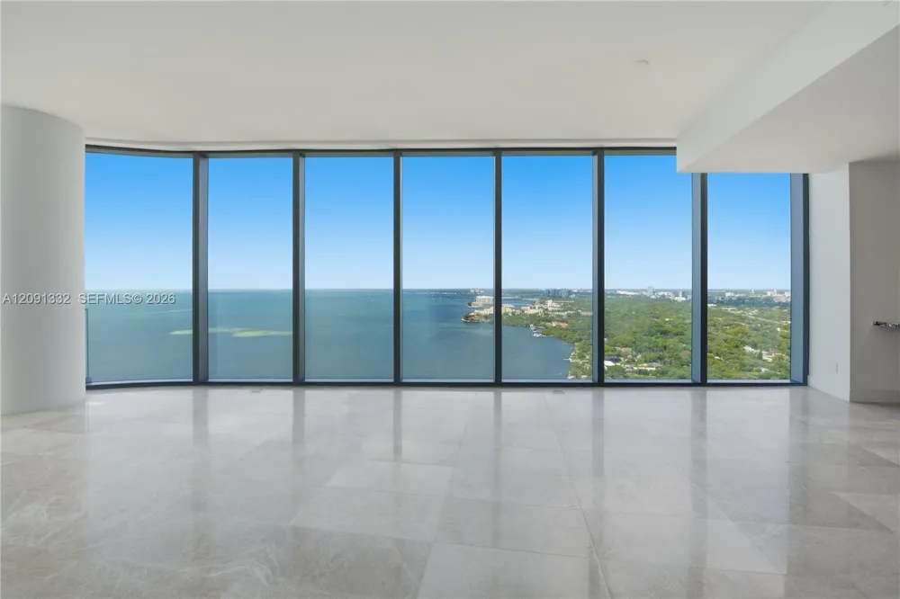 175 SE 25th Rd #3302 Miami, FL 33129