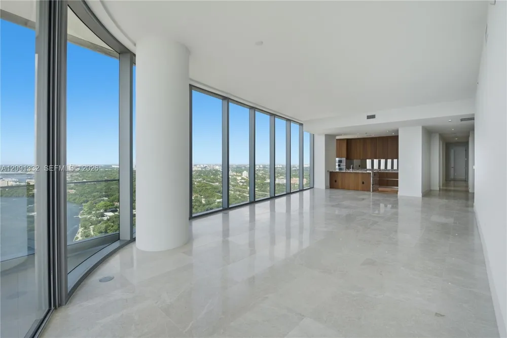 175 SE 25th Rd #3302 Miami, FL 33129